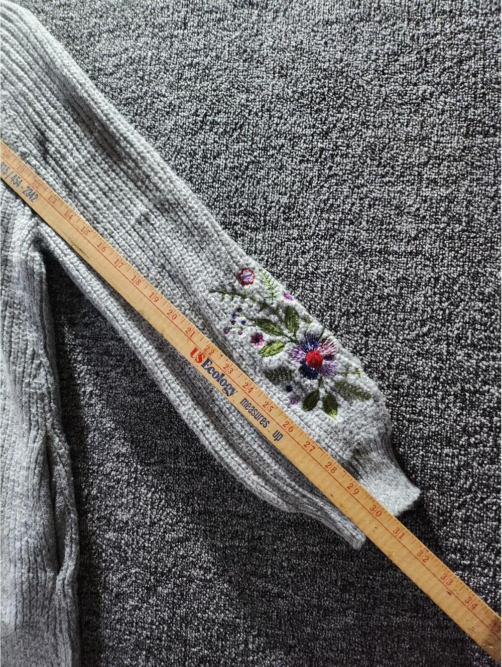By Design Women's Gray Knit Embroidered Open Front Cardigan Sweater Floral L - Picture 7 of 12
